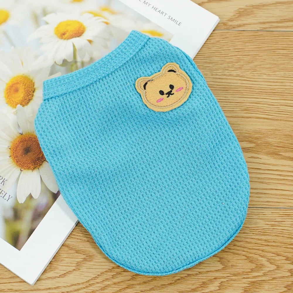 水色の猫用サマーベスト、Petopopのワッフル生地、クマのアップリケがかわいい韓国風タンクトップ